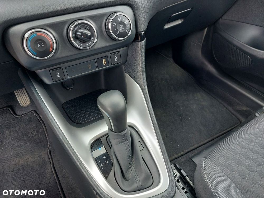 Toyota Yaris - 29