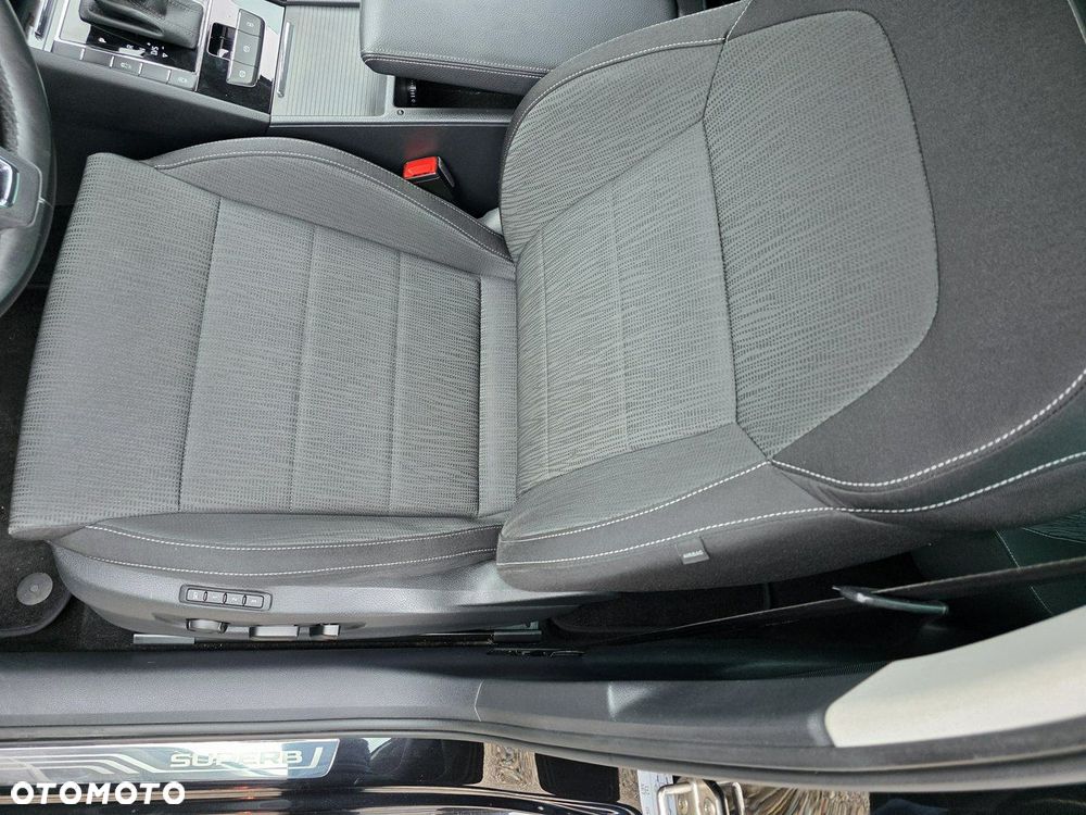 Skoda Superb 2.0 TDI SCR 4x4 Ambition DSG - 10