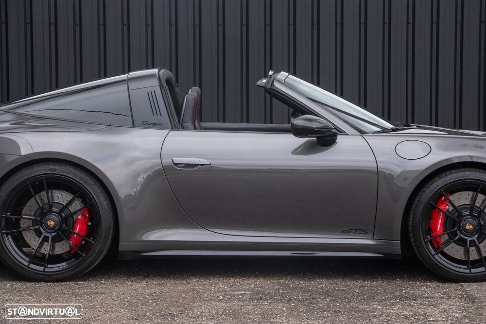 Porsche 911 (992) Targa 4 GTS PDK - 27