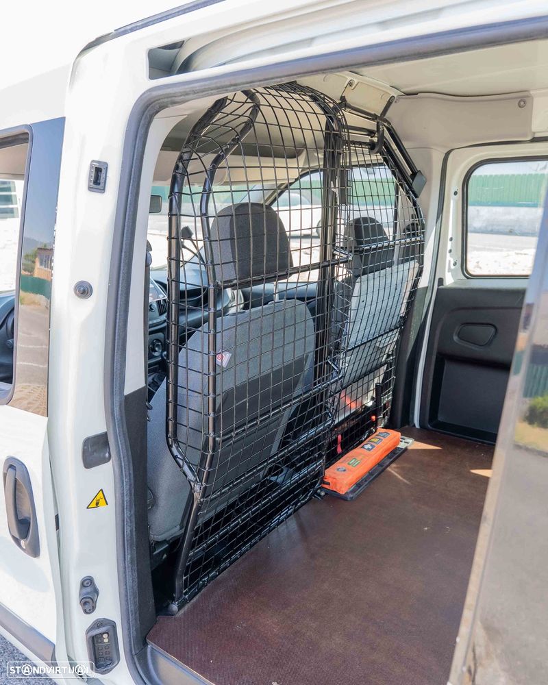 Fiat Doblo 1.3 Multijet - 12