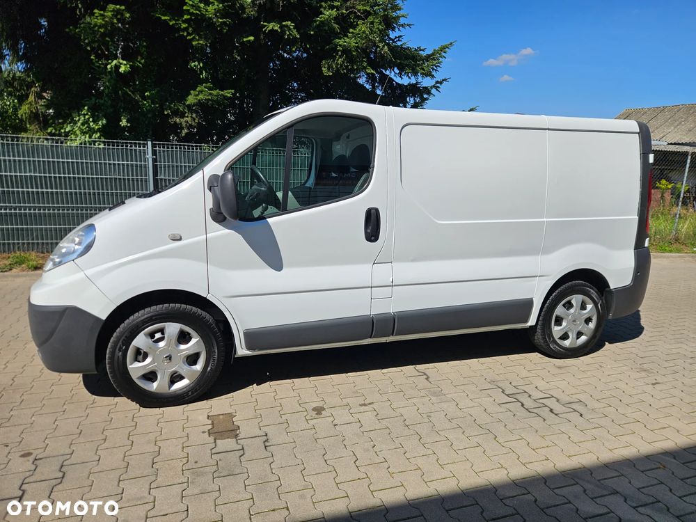Renault Trafic - 23