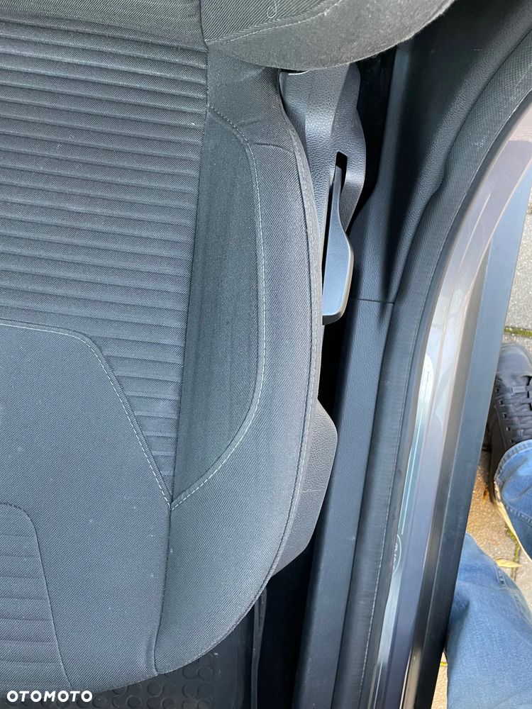 Ford Focus 1.5 EcoBoost Titanium ASS - 26