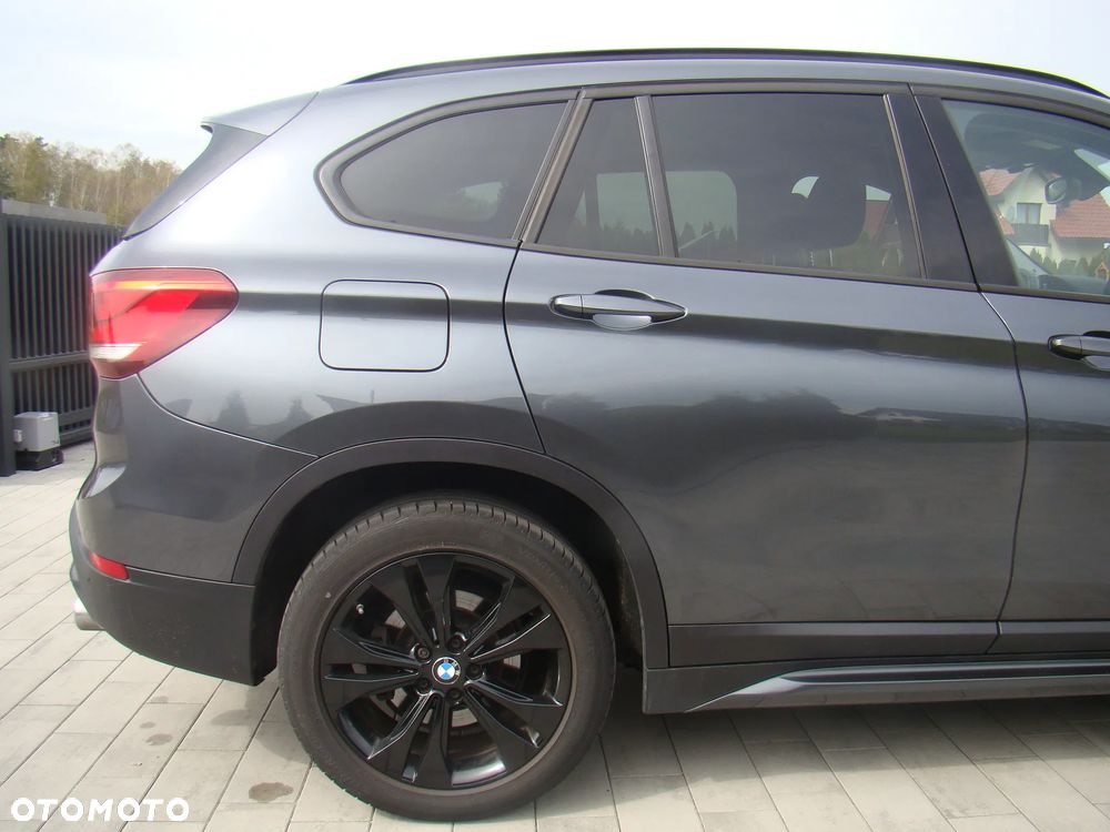 BMW X1 xDrive20d Sport Line - 12