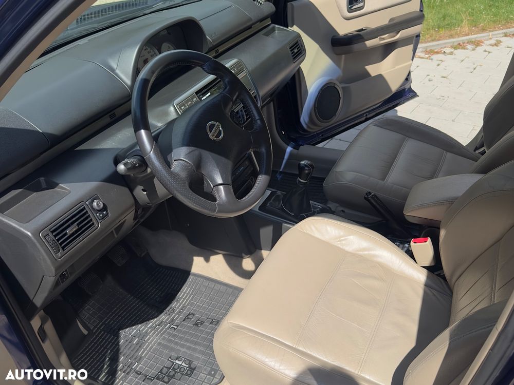 Nissan X-Trail - 13