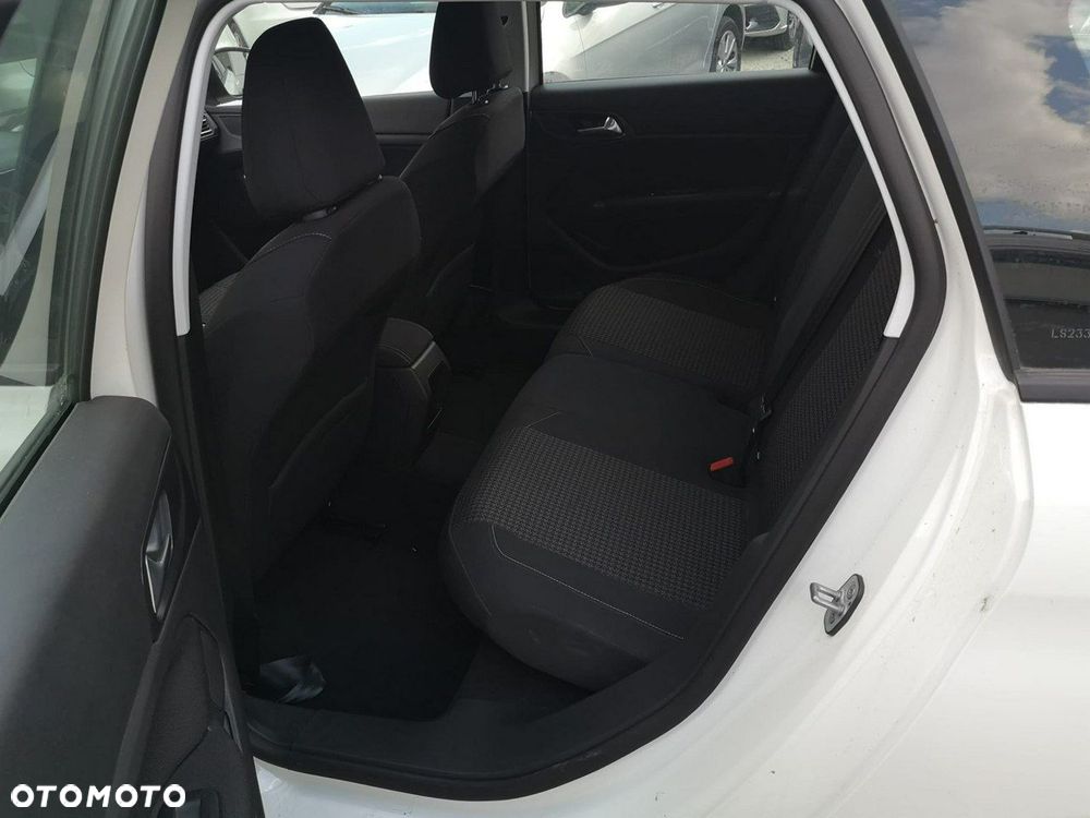 Peugeot 308 - 5