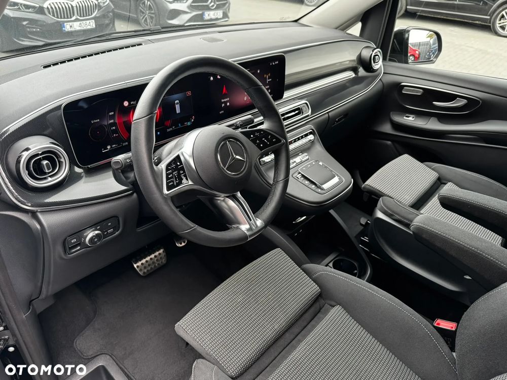 Mercedes-Benz Klasa V 300 d lang 9G-TRONIC Avantgarde - 13