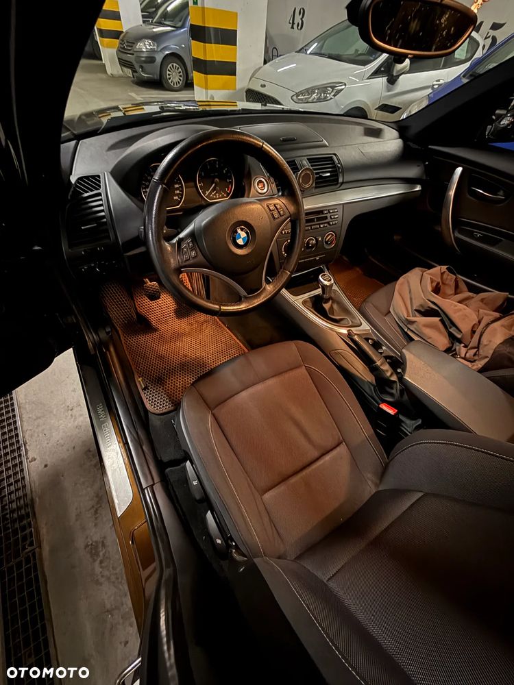 BMW Seria 1 - 12