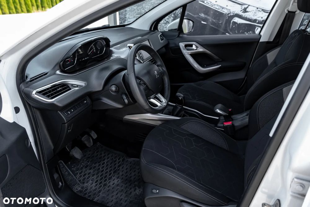 Peugeot 2008 PureTech 82 Active - 16