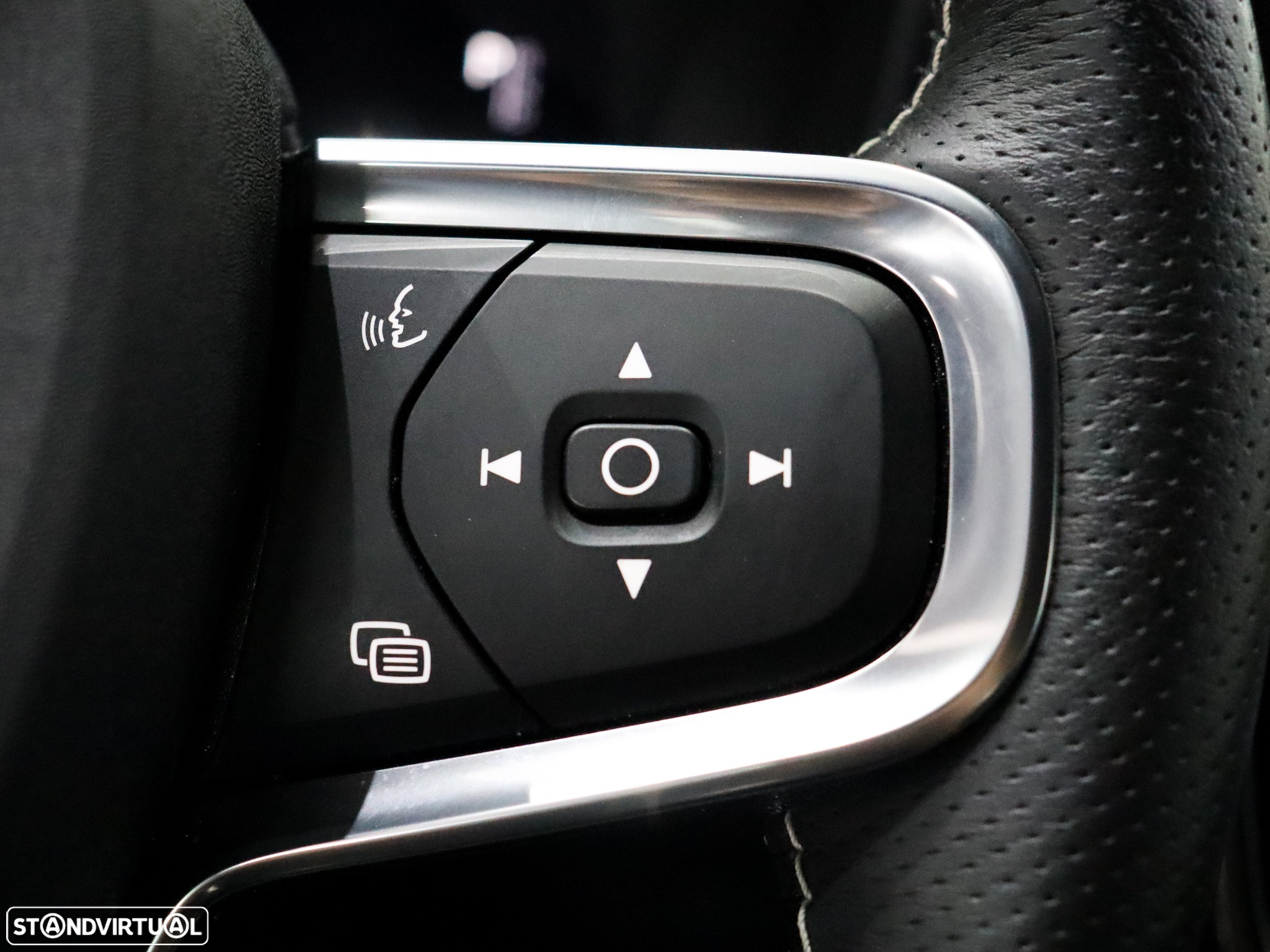 Volvo XC 40 P8 AWD Recharge RDesign - 9