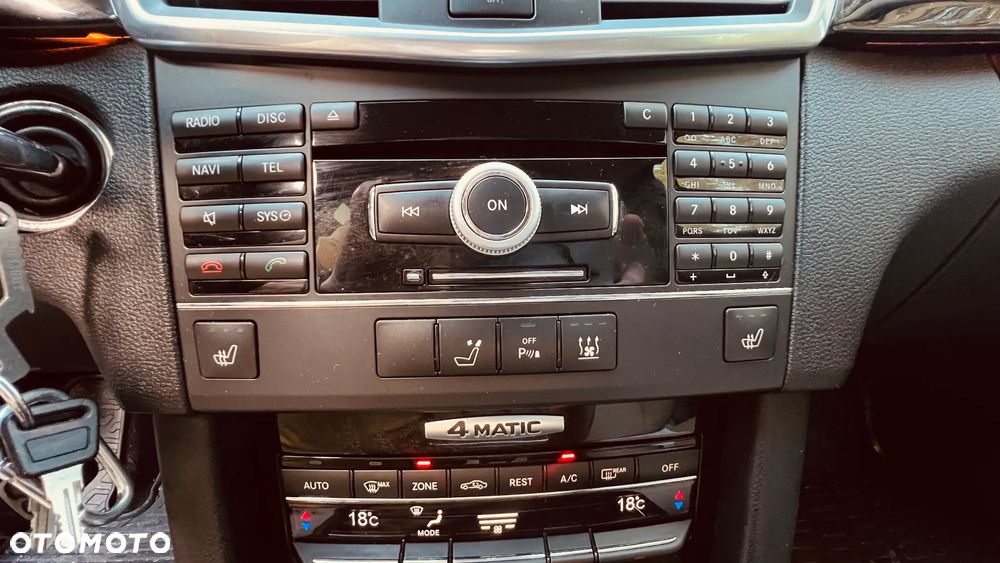 Mercedes-Benz Klasa E 350 CDI BlueEff - 17