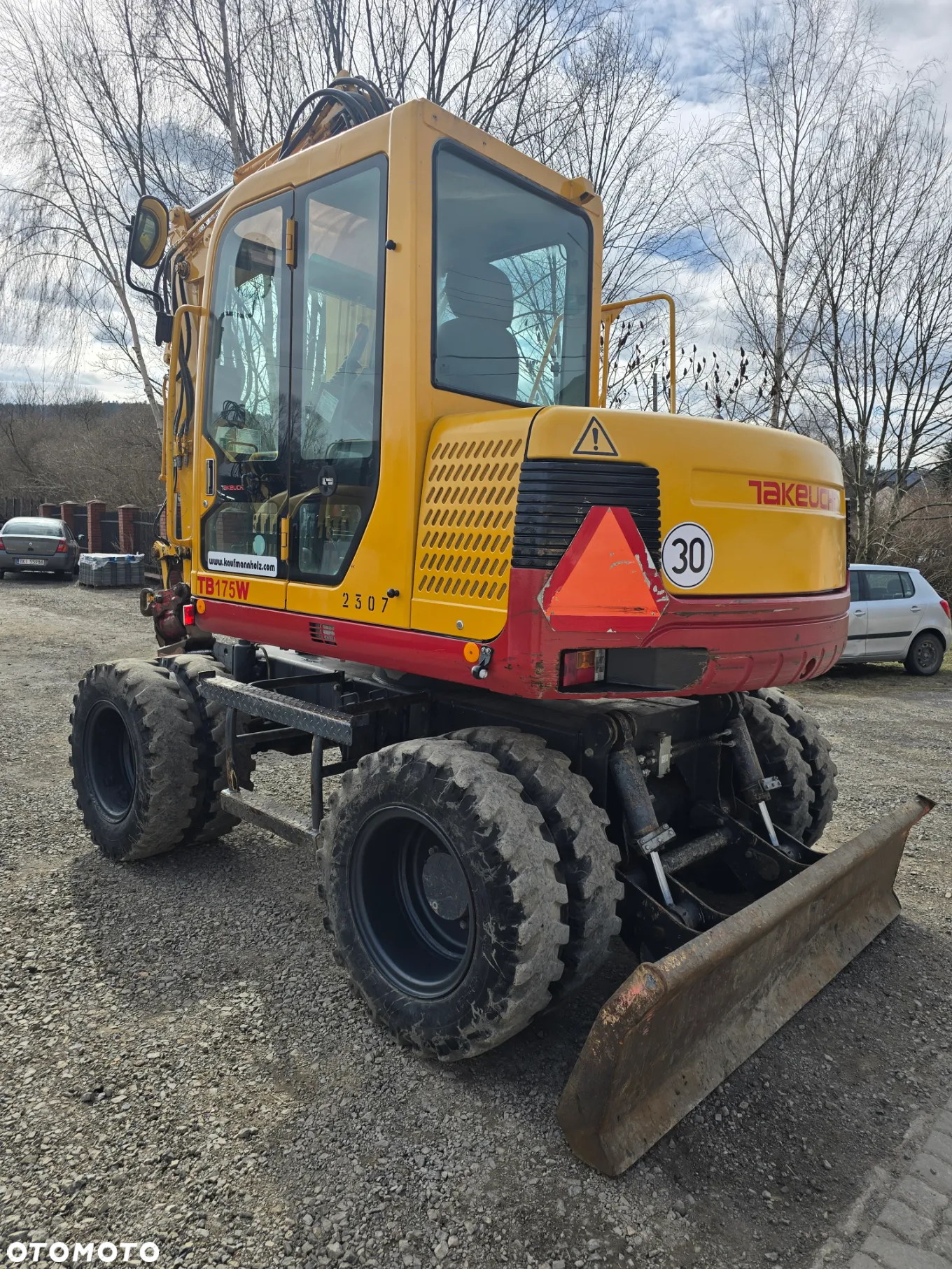 Takeuchi TB 175W Powertilt - 7