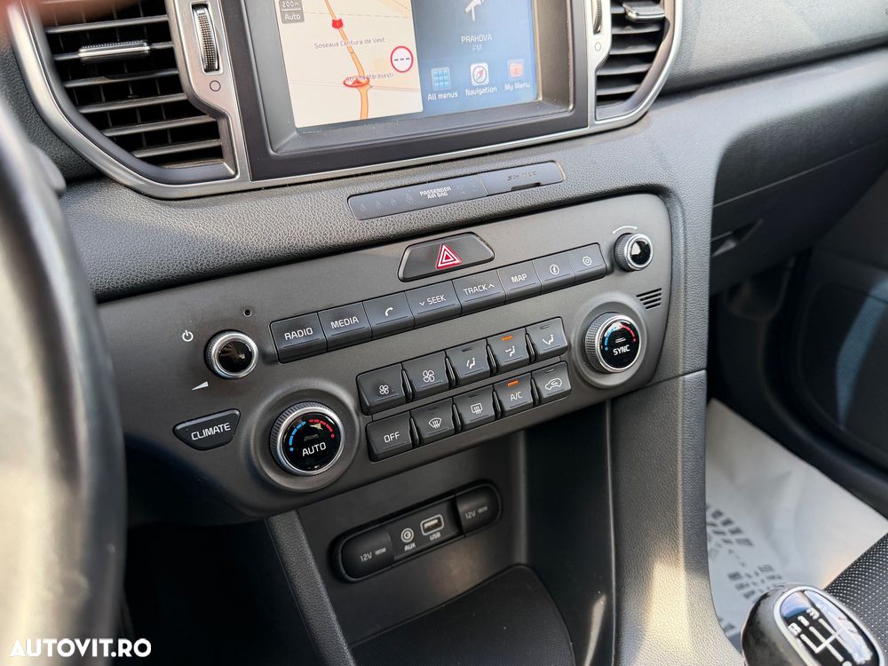 Kia Sportage 1.7 DSL MT 4x2 PREMIUM - 16