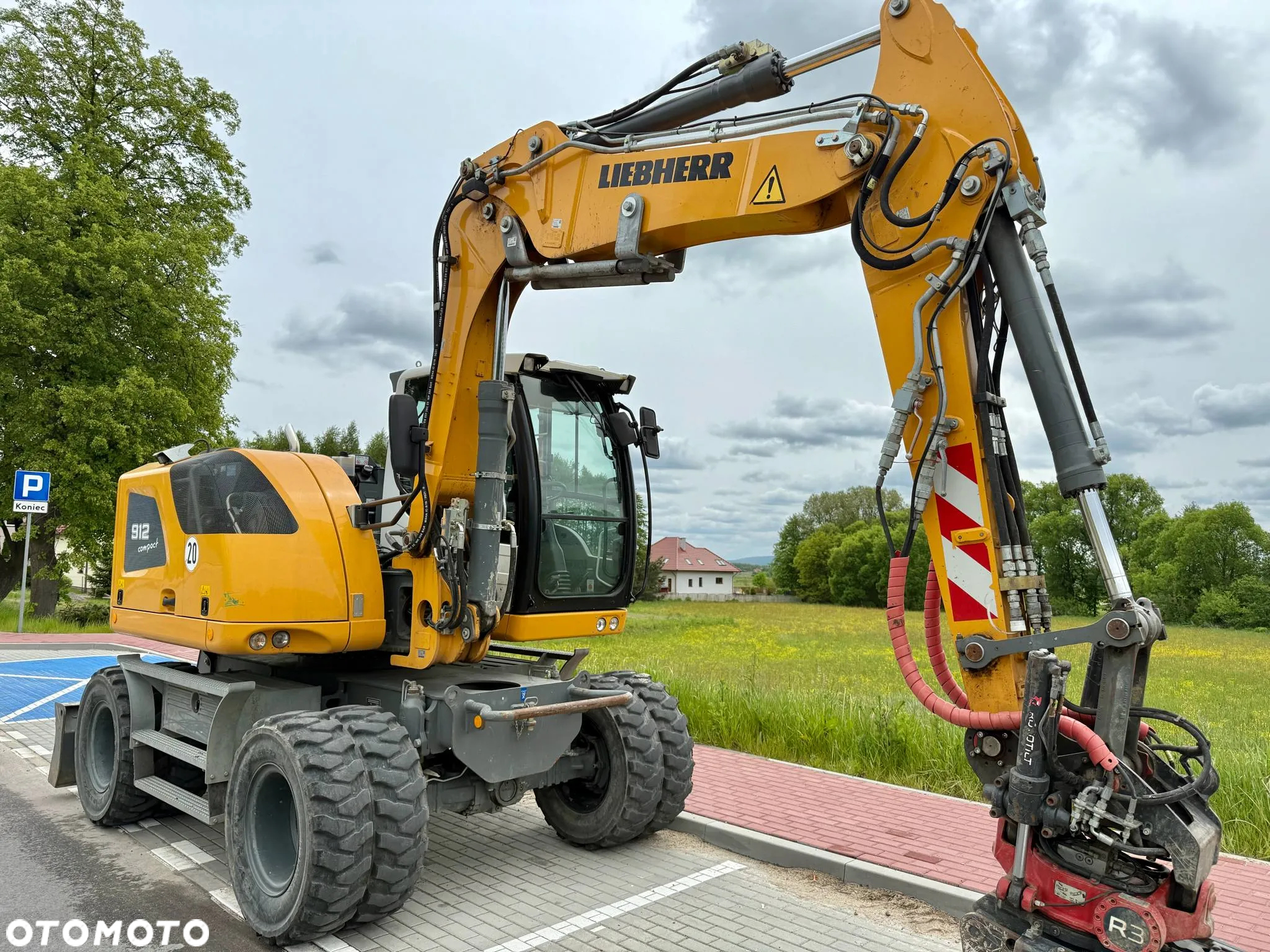 Liebherr A912 COMPACT *2017ROK, 3400 PRZEBIEGU, ROTOTILT ze szczypcami* - 11