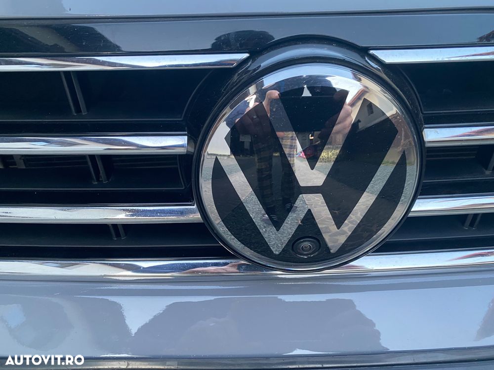 Volkswagen Passat - 11