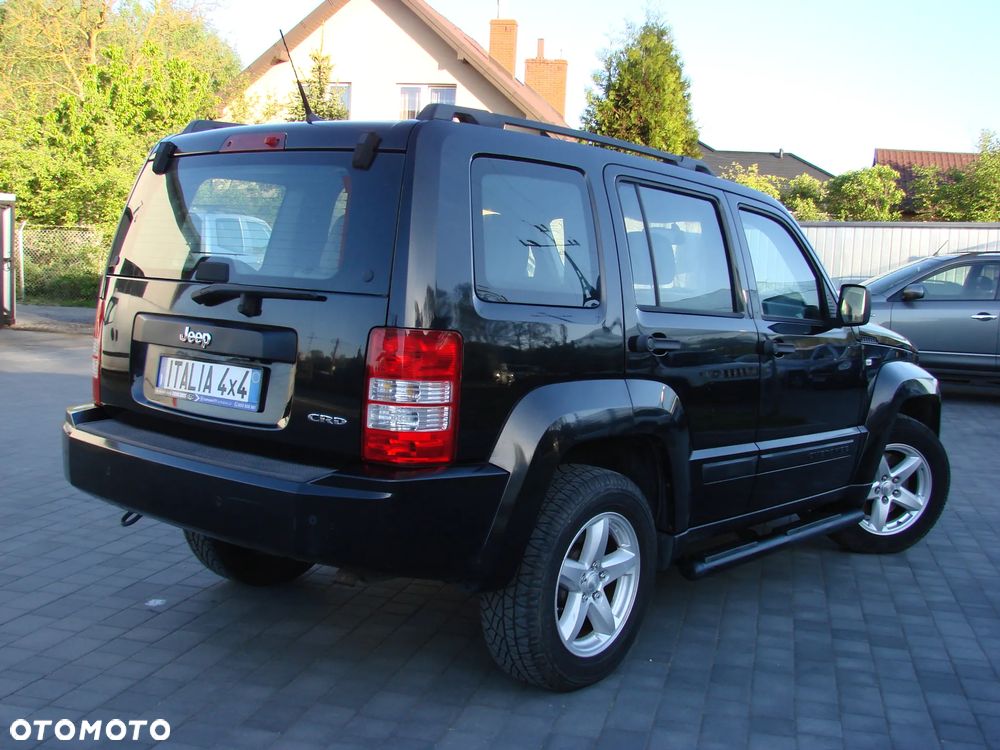 Jeep Cherokee - 14