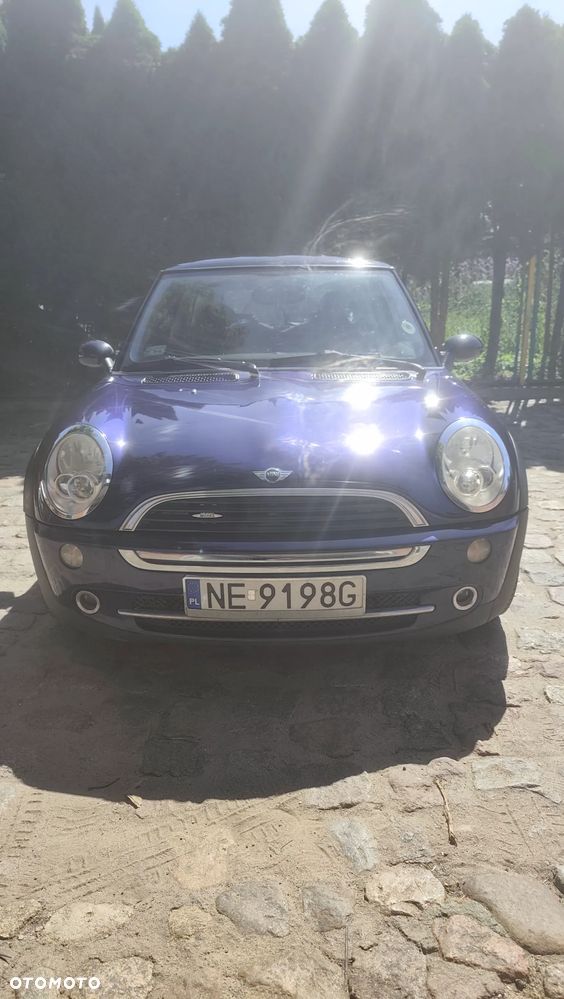 MINI Cooper Standard - 1
