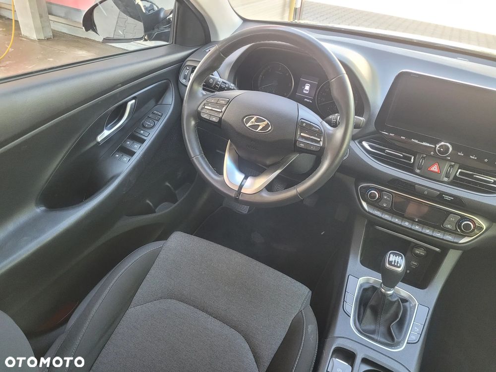 Hyundai i30 - 19