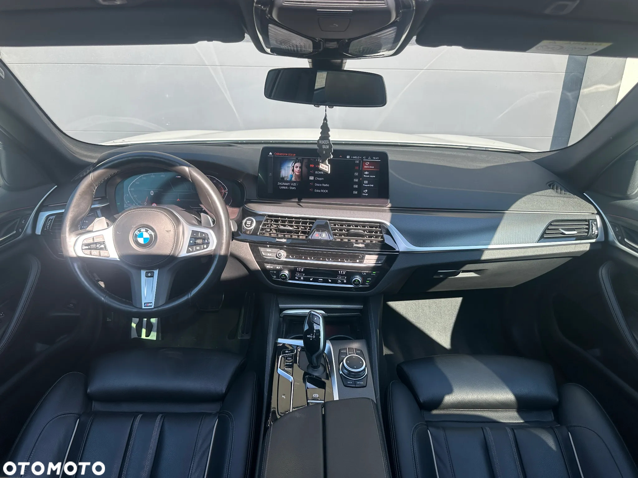 BMW Seria 5 520d Touring M Sport Edition - 27