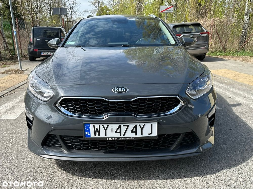 Kia Ceed 1.6 CRDi mHEV M - 30