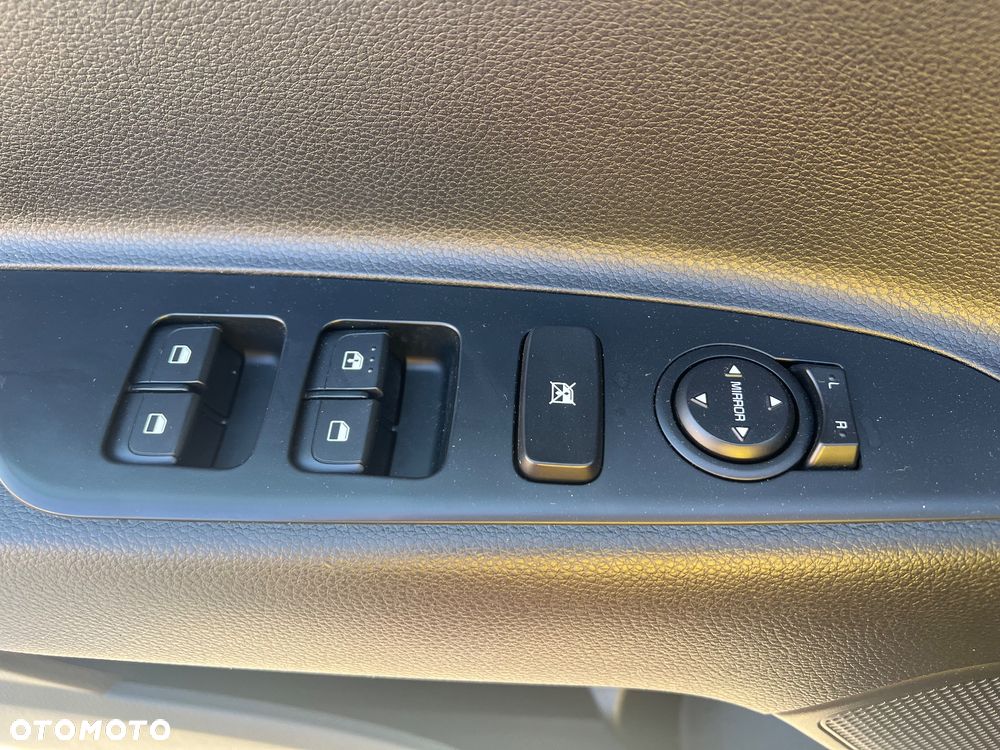 Kia Stonic 1.0 T-GDI L - 9