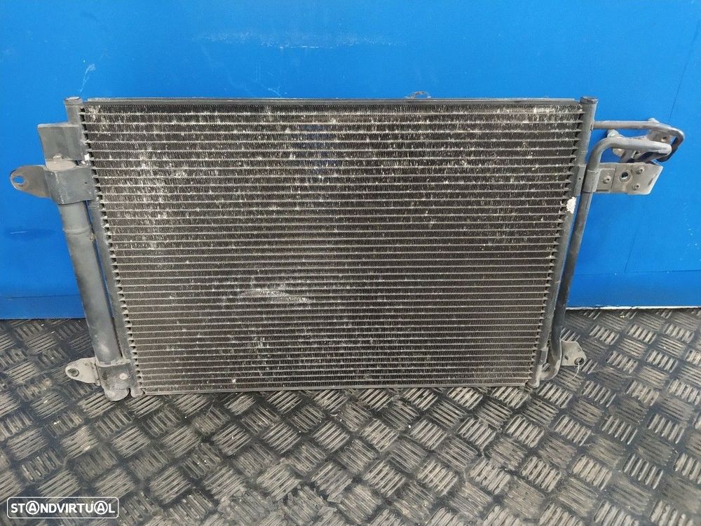 CONDENSADOR / RADIADOR AR CONDICIONADO SEAT LEON 2005 -1K0820411H - 1