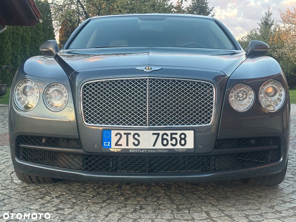 Bentley Flying Spur V8 Mulliner - 5