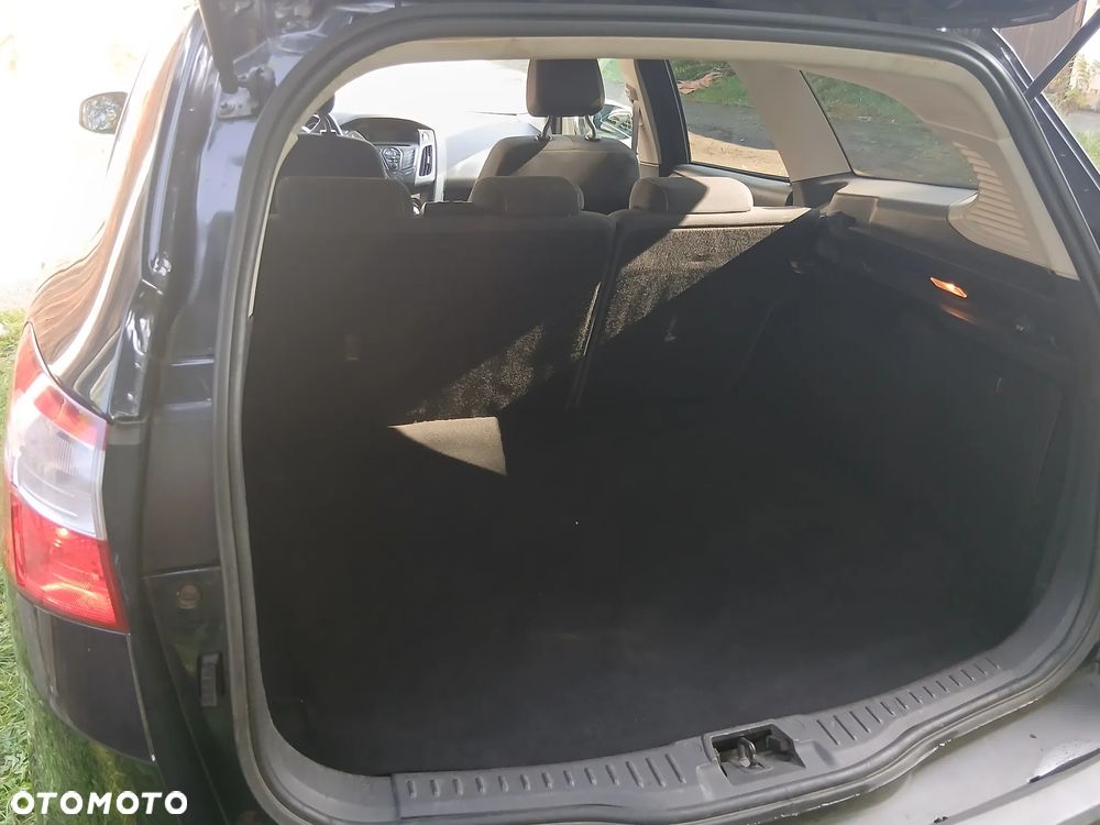 Ford Focus - 10