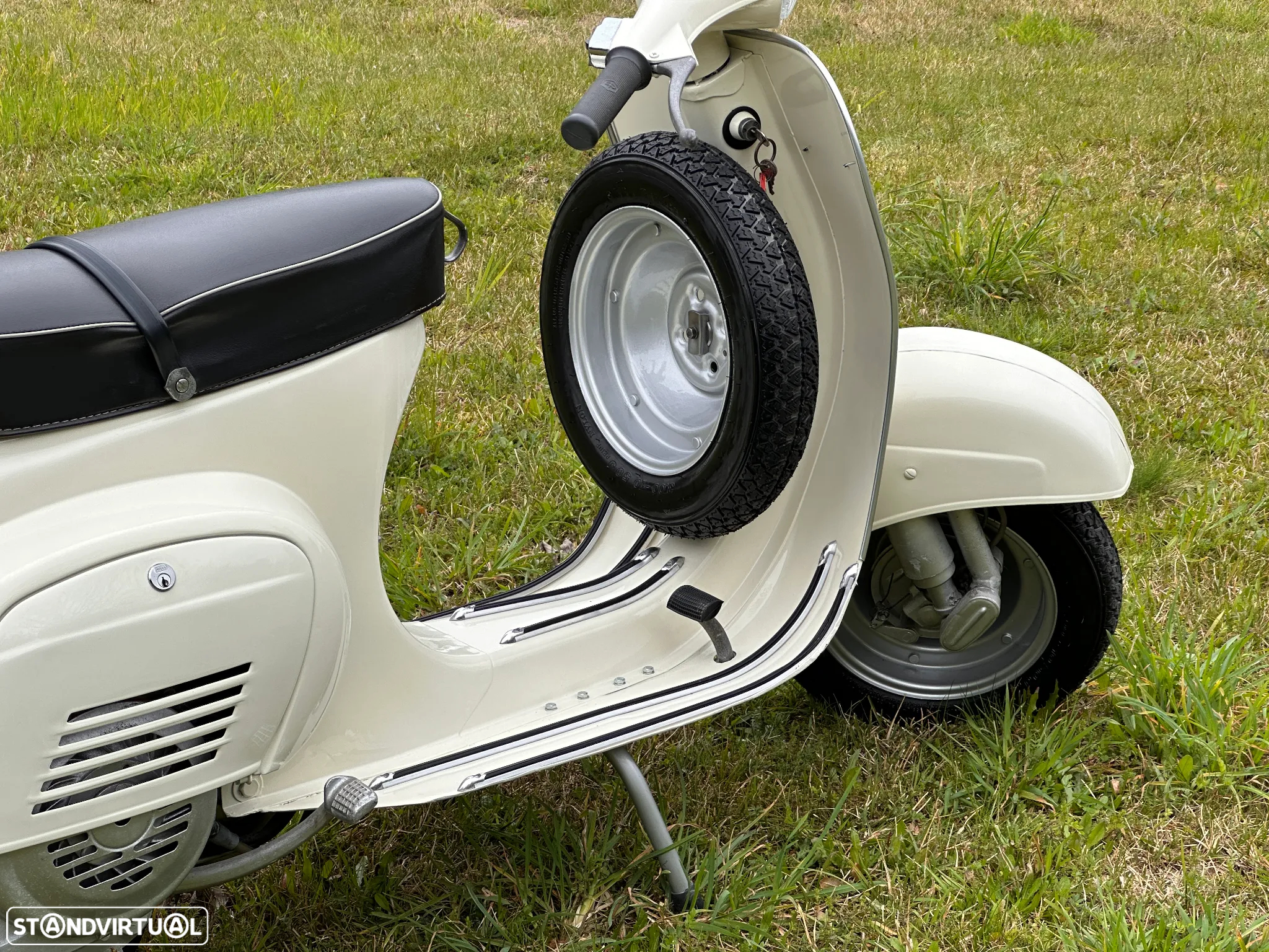 Vespa 50 S Restaurada - 6