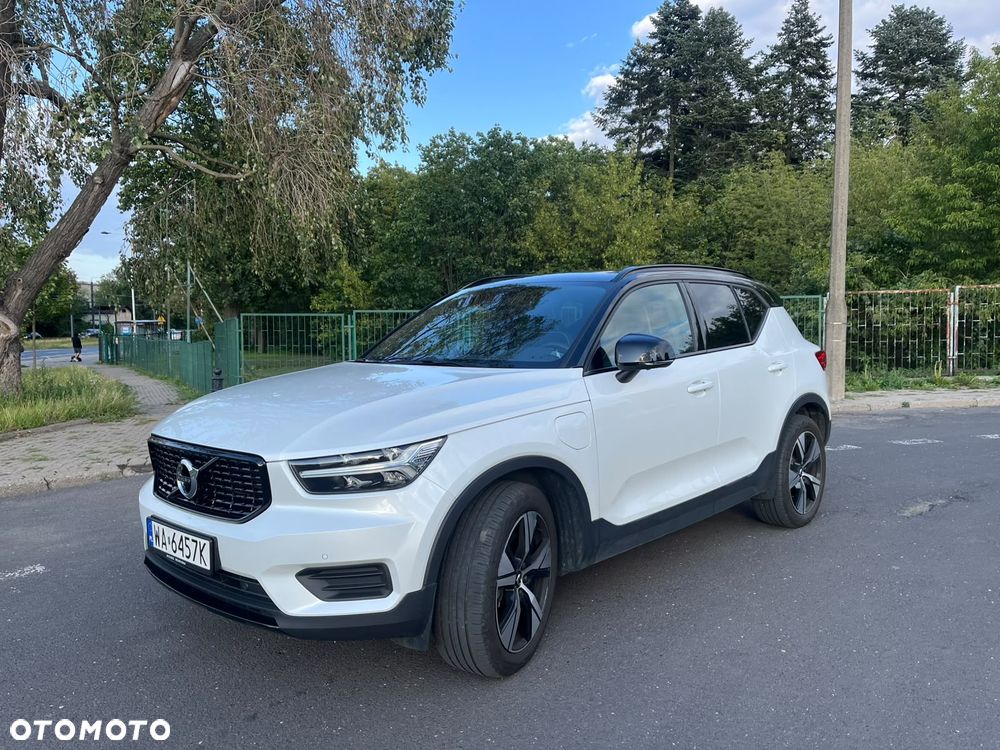 Volvo XC 40 T5 AWD R-Design - 1