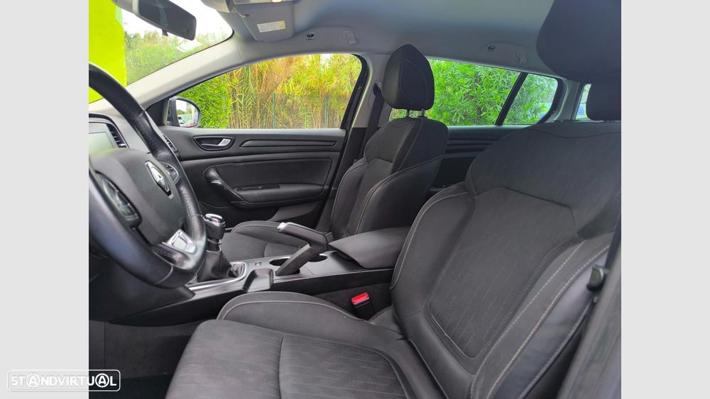 Renault Mégane Sport Tourer 1.5 Blue dCi Intens - 6