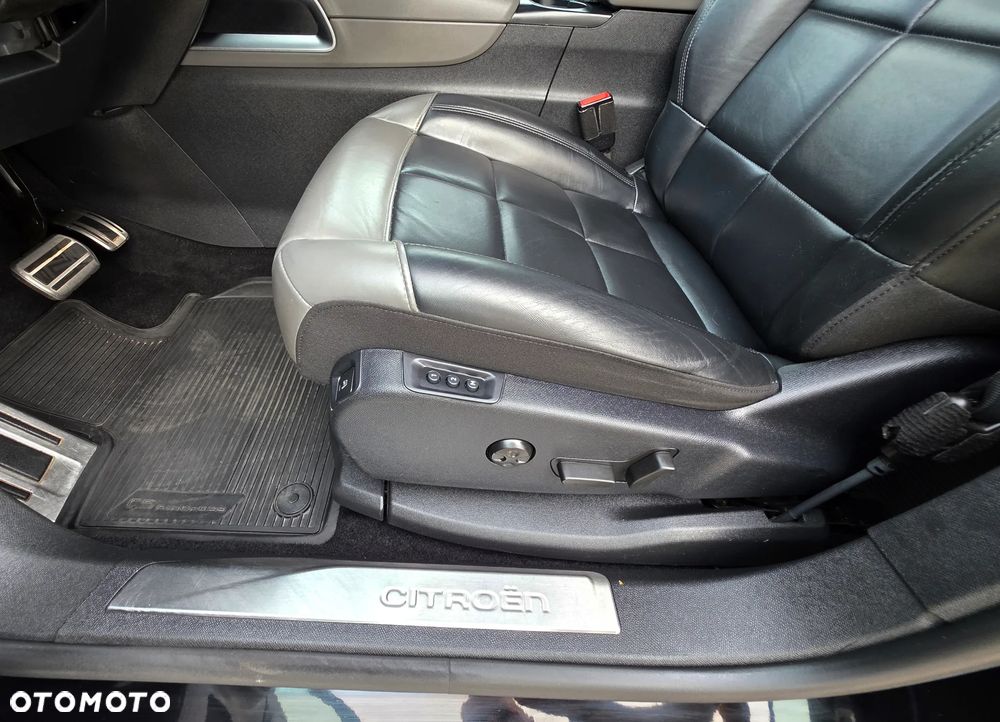 Citroën C5 Aircross 1.6 PureTech Shine EAT8 - 21