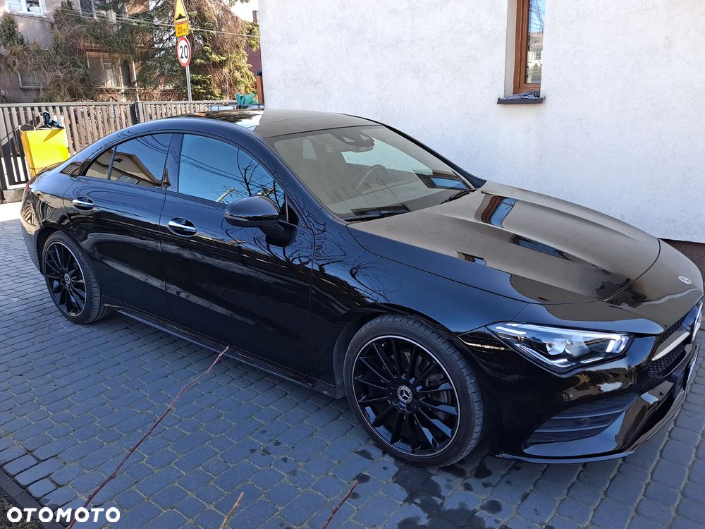 Mercedes-Benz CLA 250 4Matic 7G-DCT AMG Line - 3