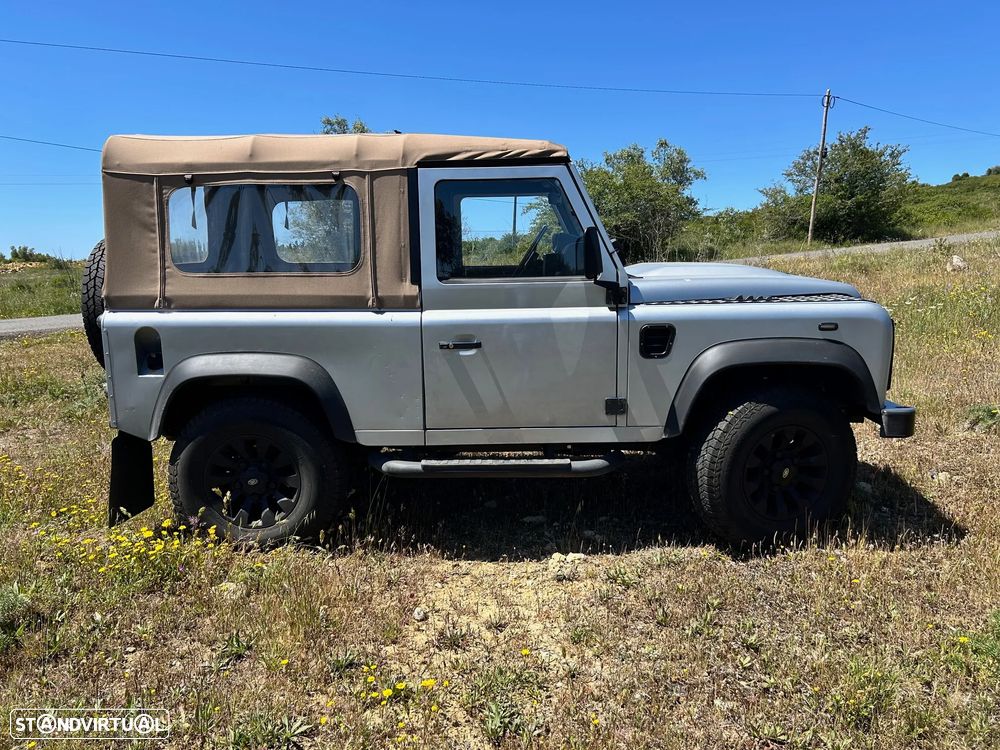 Land Rover Defender 90 2.4 CRD S - 5