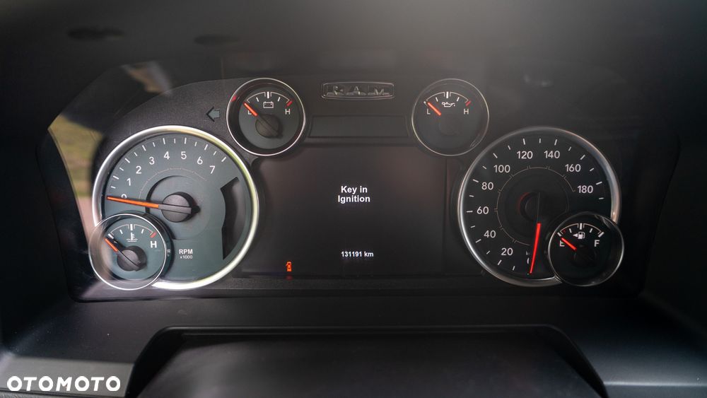 RAM 1500 5.7 Crew Cab Shortbed Laramie Sport Full - 18