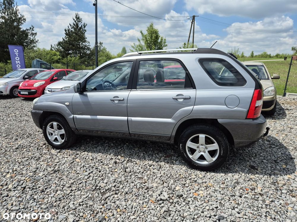Kia Sportage 2.0 CRDI 4WD Cup - 8