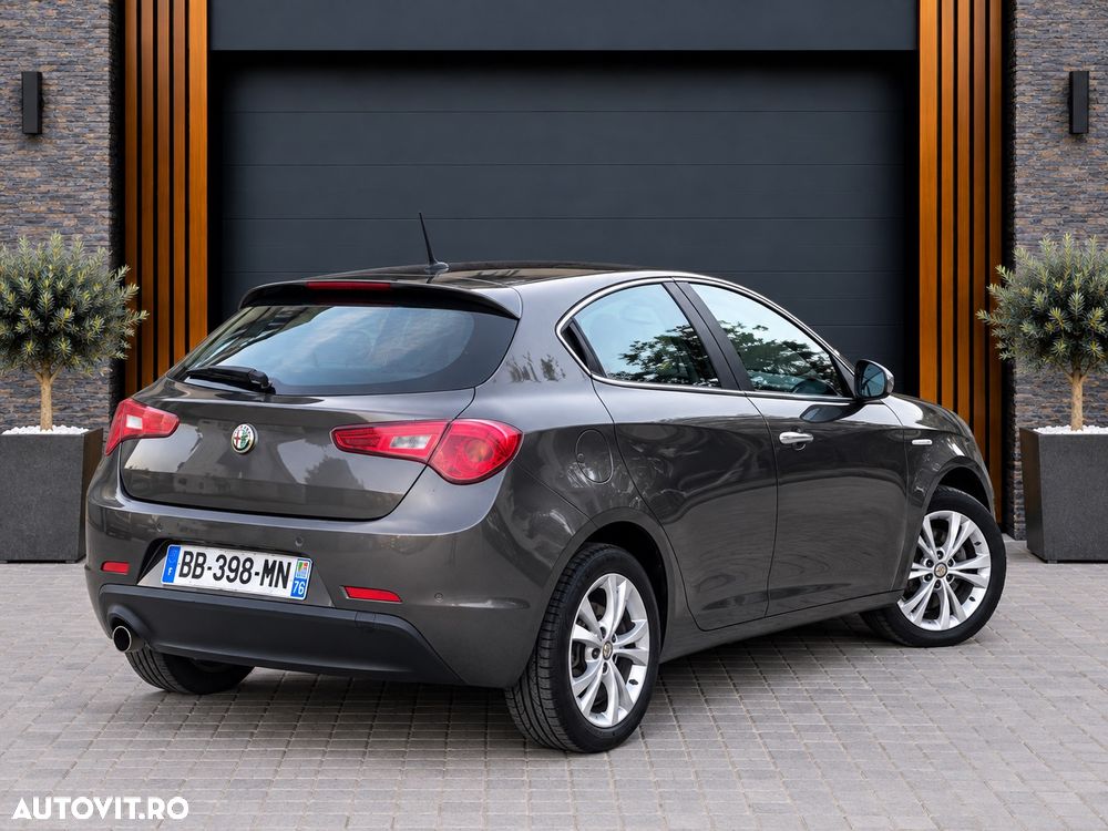 Alfa Romeo Giulietta 1.6 Mjet Distinctive - 5
