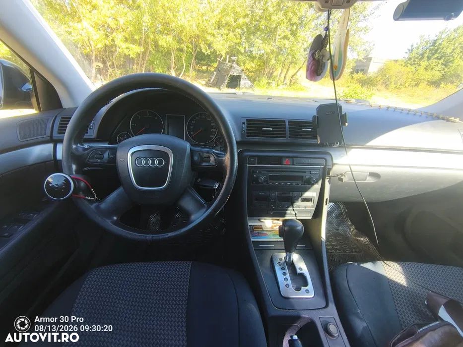 Audi A4 Limuzina - 4