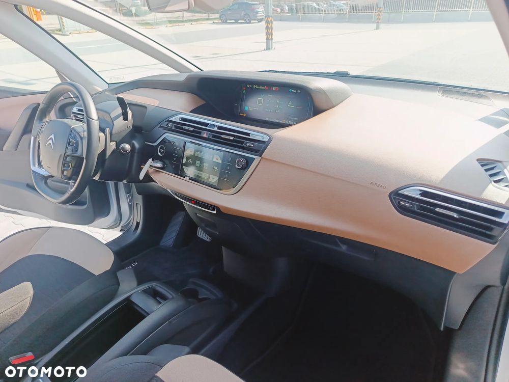 Citroën C4 Picasso e-HDi 115 ETG6 Exclusive - 26