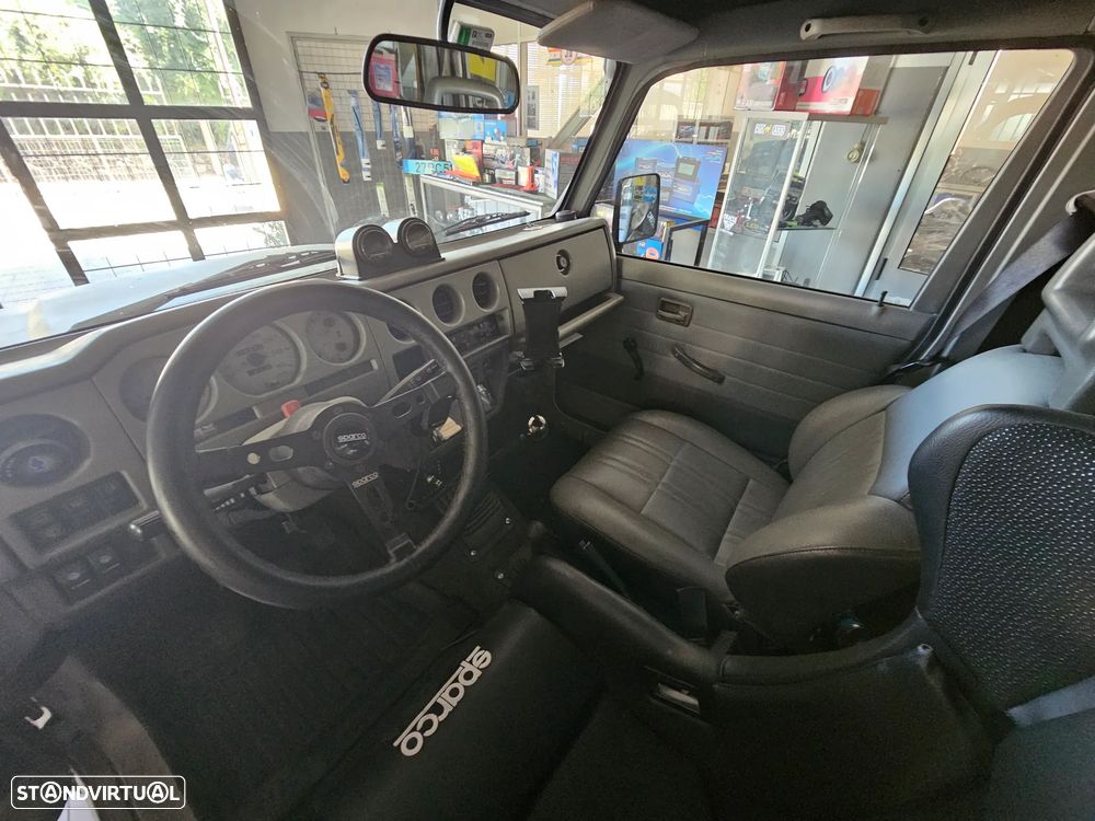 Suzuki Samurai - 12