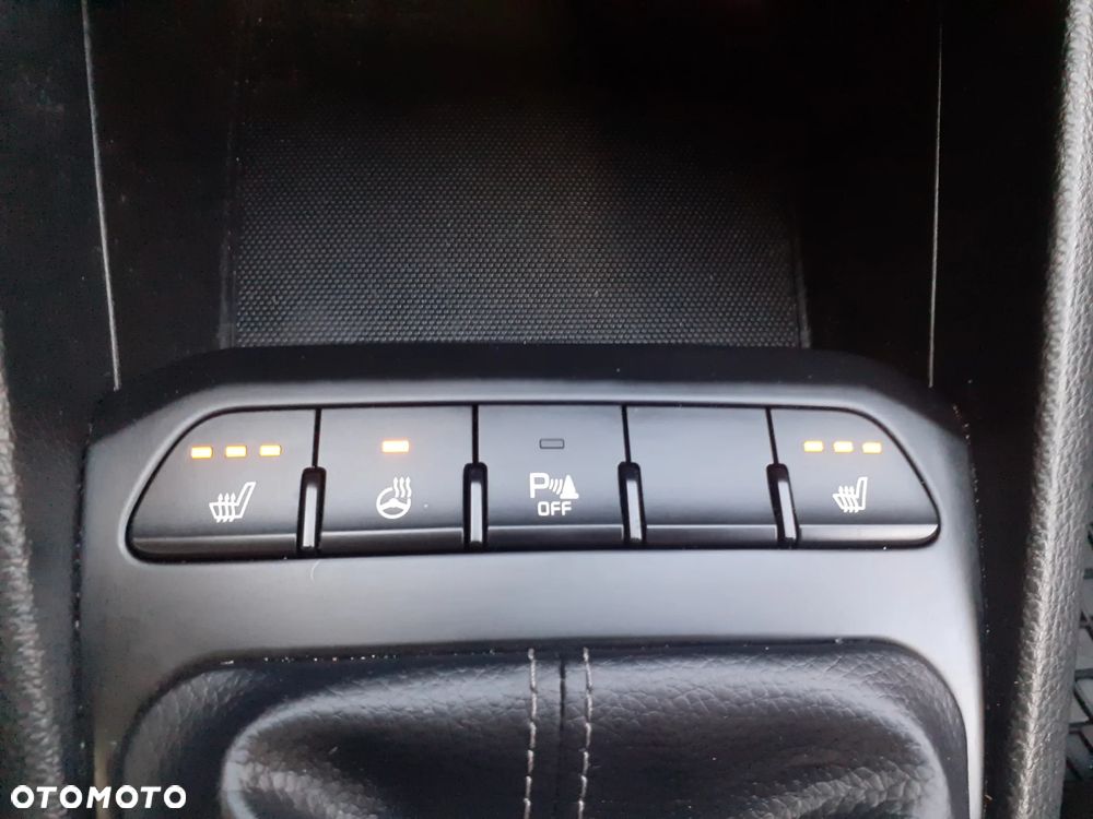 Kia Rio - 13