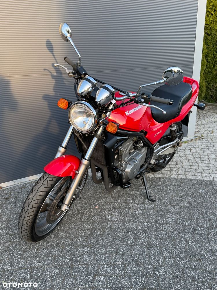 Kawasaki ER - 7