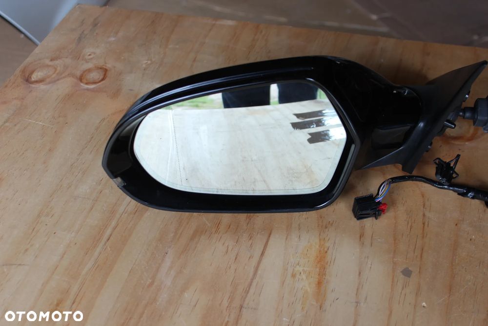 LUSTERKO LEWE FOTOCHROM AUDI A6 C7 LIFT 10 + 2 PIN BLACK PIANO EU 2015 - 2