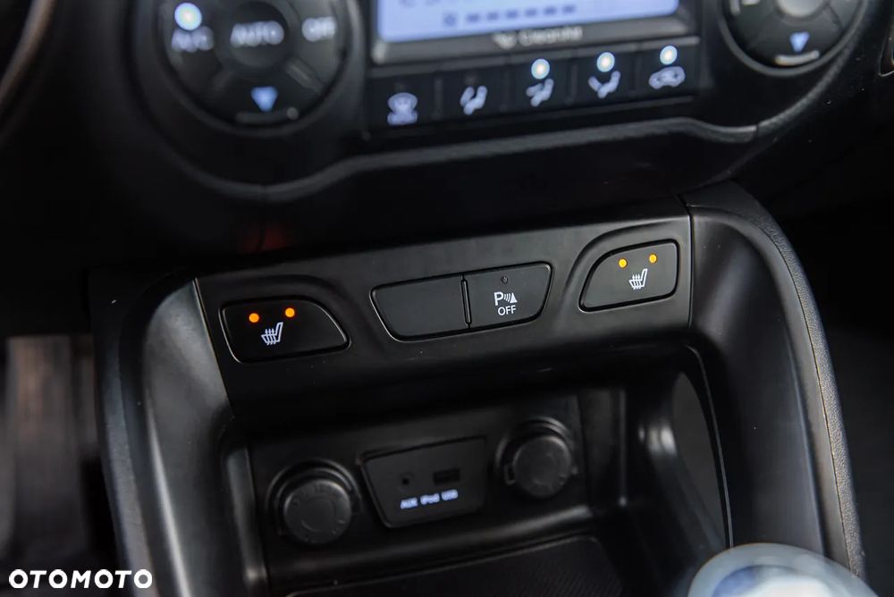 Hyundai ix35 2.0 4WD Premium - 23