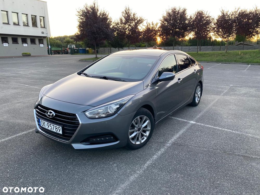 Hyundai i40 1.7 CRDi BlueDrive Comfort - 1
