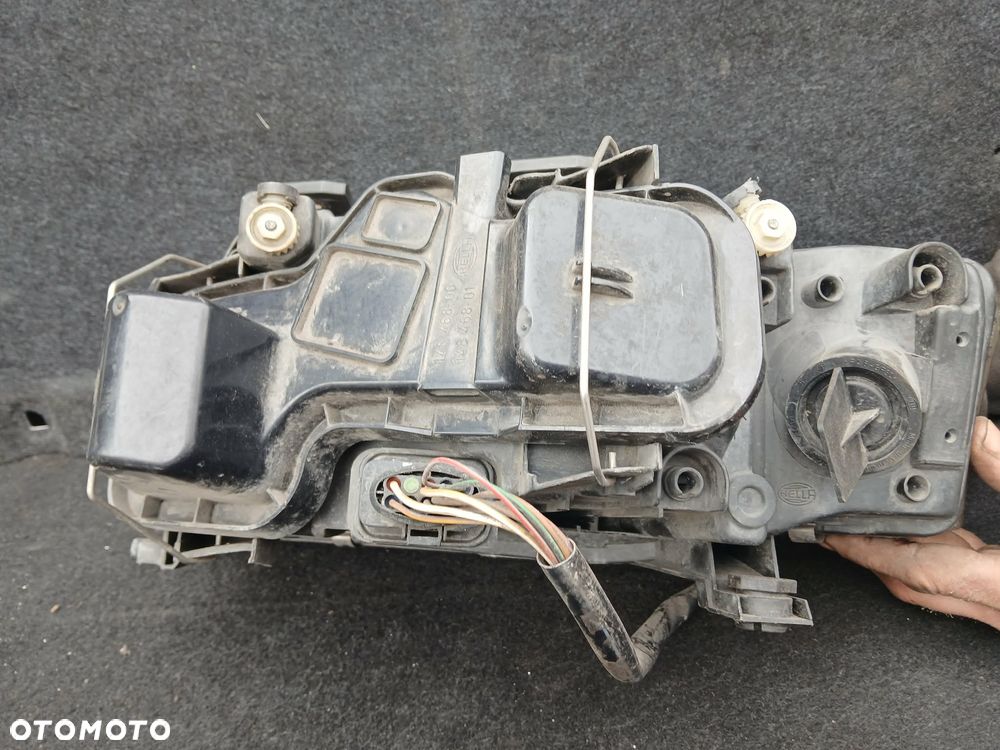 Audi A6 C5 Lampa przednia lewa, prawa - 4
