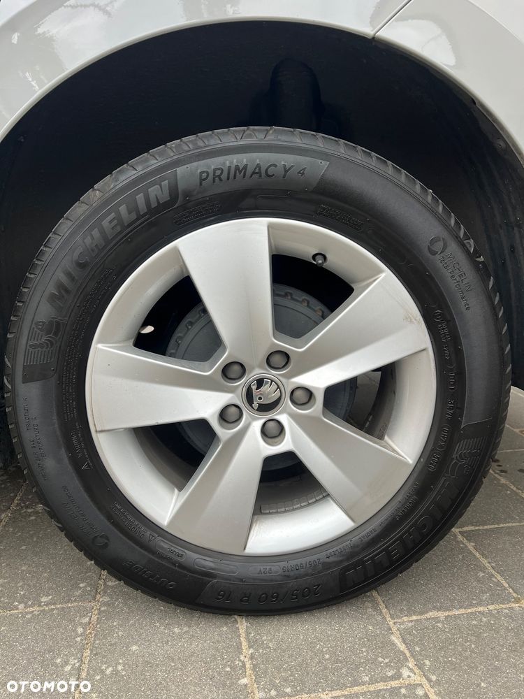 Skoda Kamiq 1.0 TSI Monte Carlo - 27