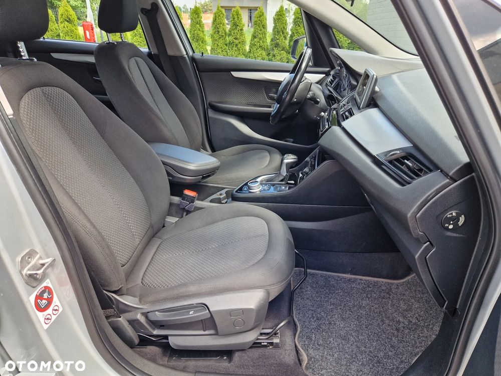 BMW Seria 2 218d Sport-Aut Advantage - 18