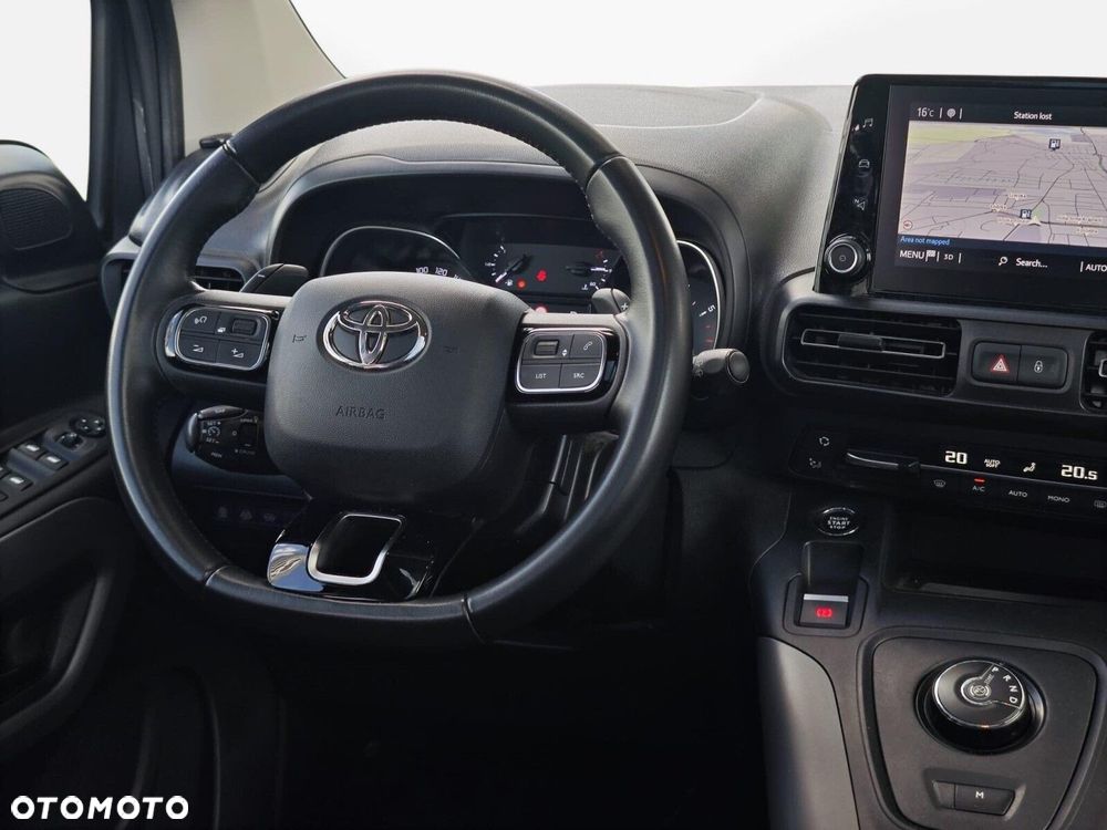 Toyota Proace City - 17