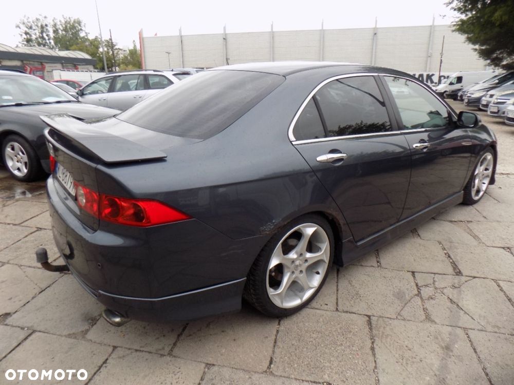 Honda Accord - 4
