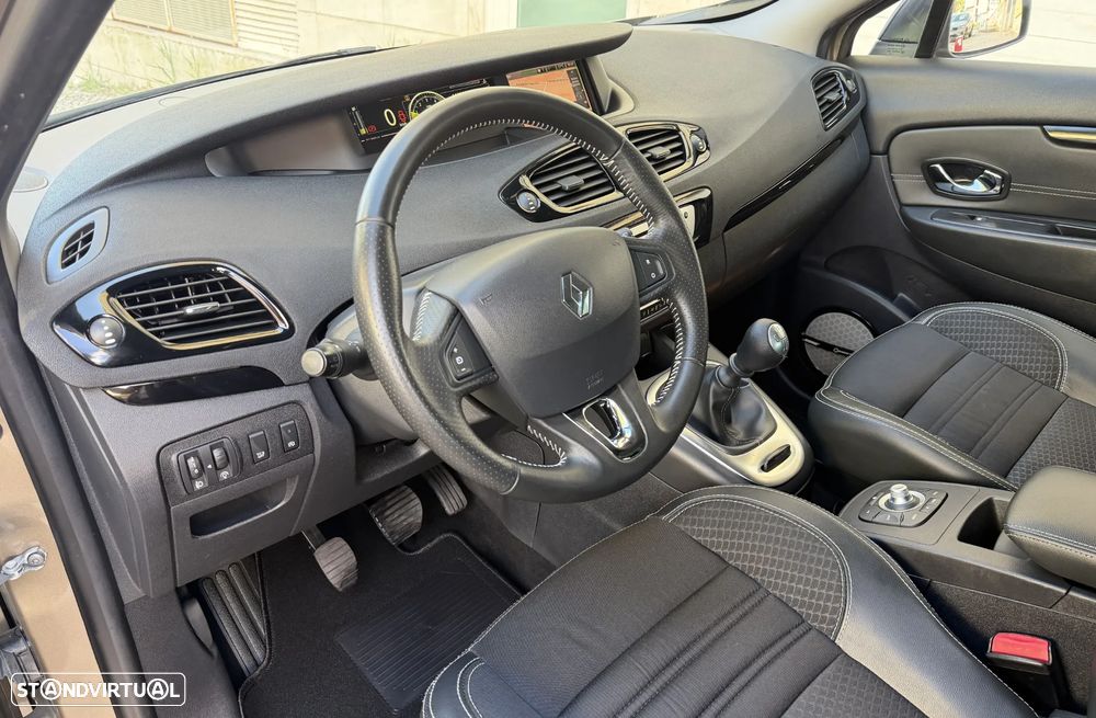 Renault Grand Scénic 1.5 dCi Bose Edition SS - 12